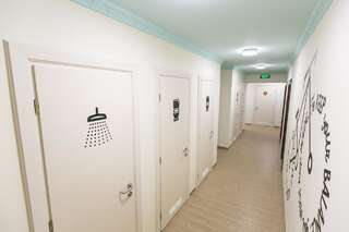 Отель DREAM Inn Lviv Львов Кровать в общем 4-местном номере для мужчин и женщин-8
